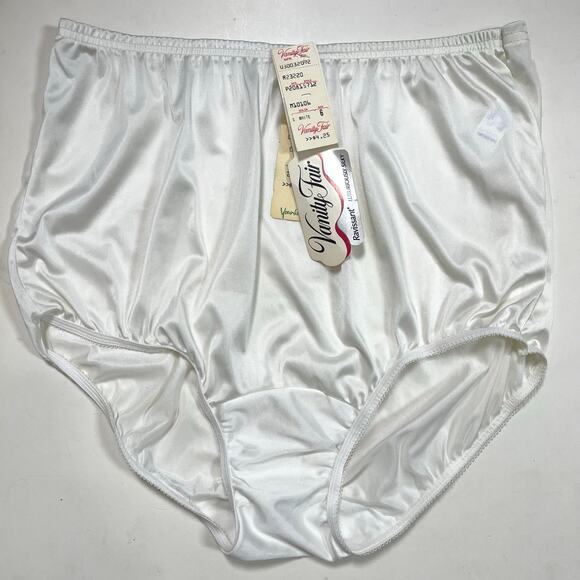 Vintage Vanity Fair Granny Panties, 1980s Antron Nylon Lot of 2 Sz 6 (XS-S) - Picture 9 of 16